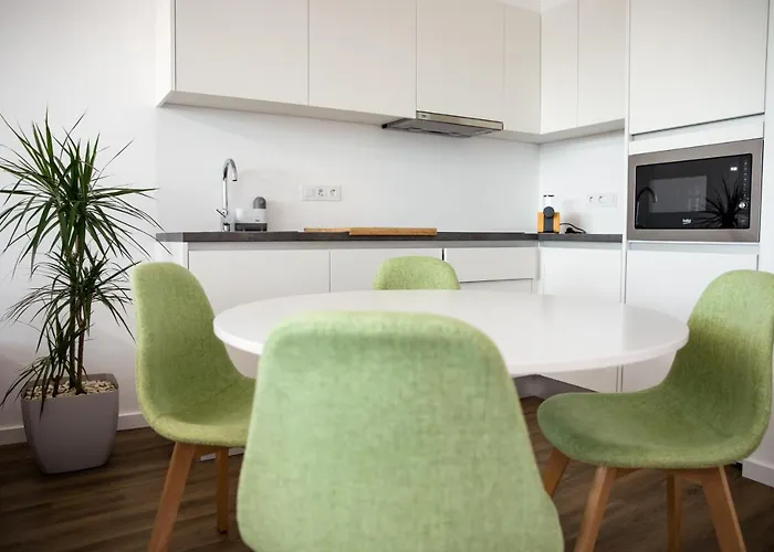 Slope House Apartamento Lagoa (Azores)